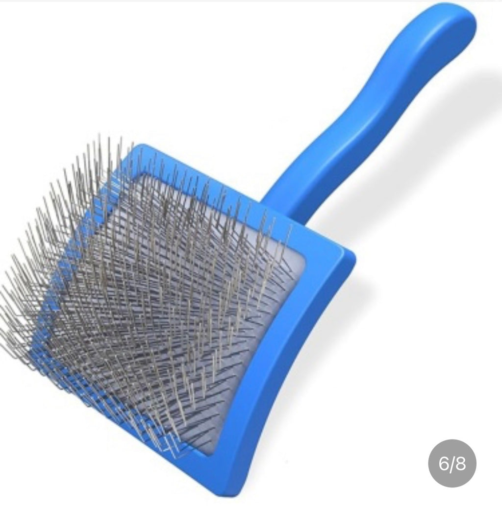 Dedicated Deshedding Comb For Medium To Large Dogs